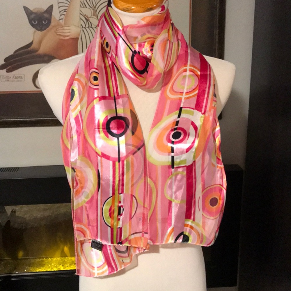 ❄️4 for $19 Silky Fun Scarf